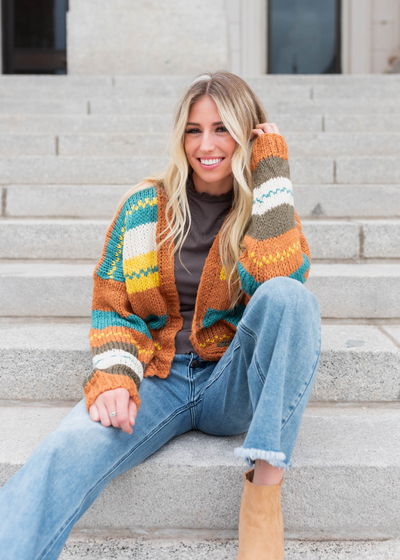 Color block rust cardigan with long sleeves