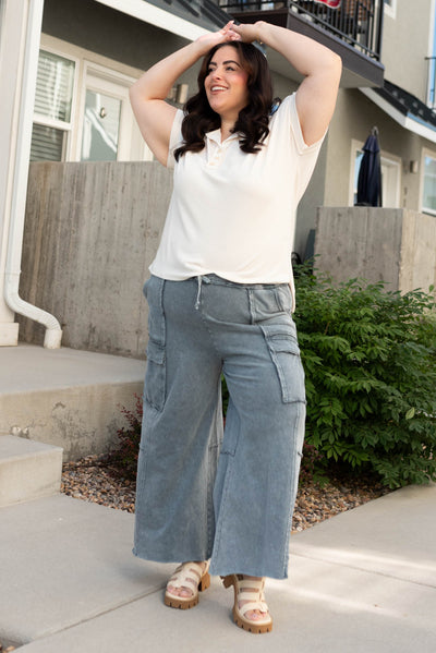 Cream waffle knit top with short sleeves