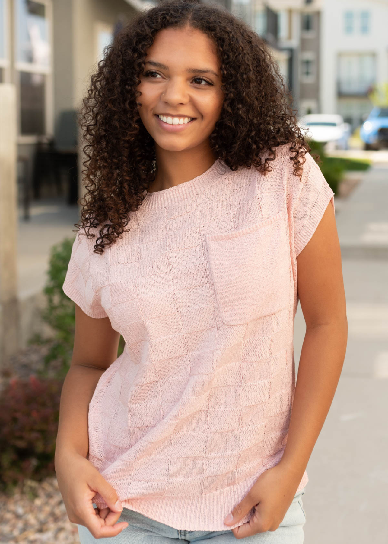 Sleeveless dusty pink sweater vest