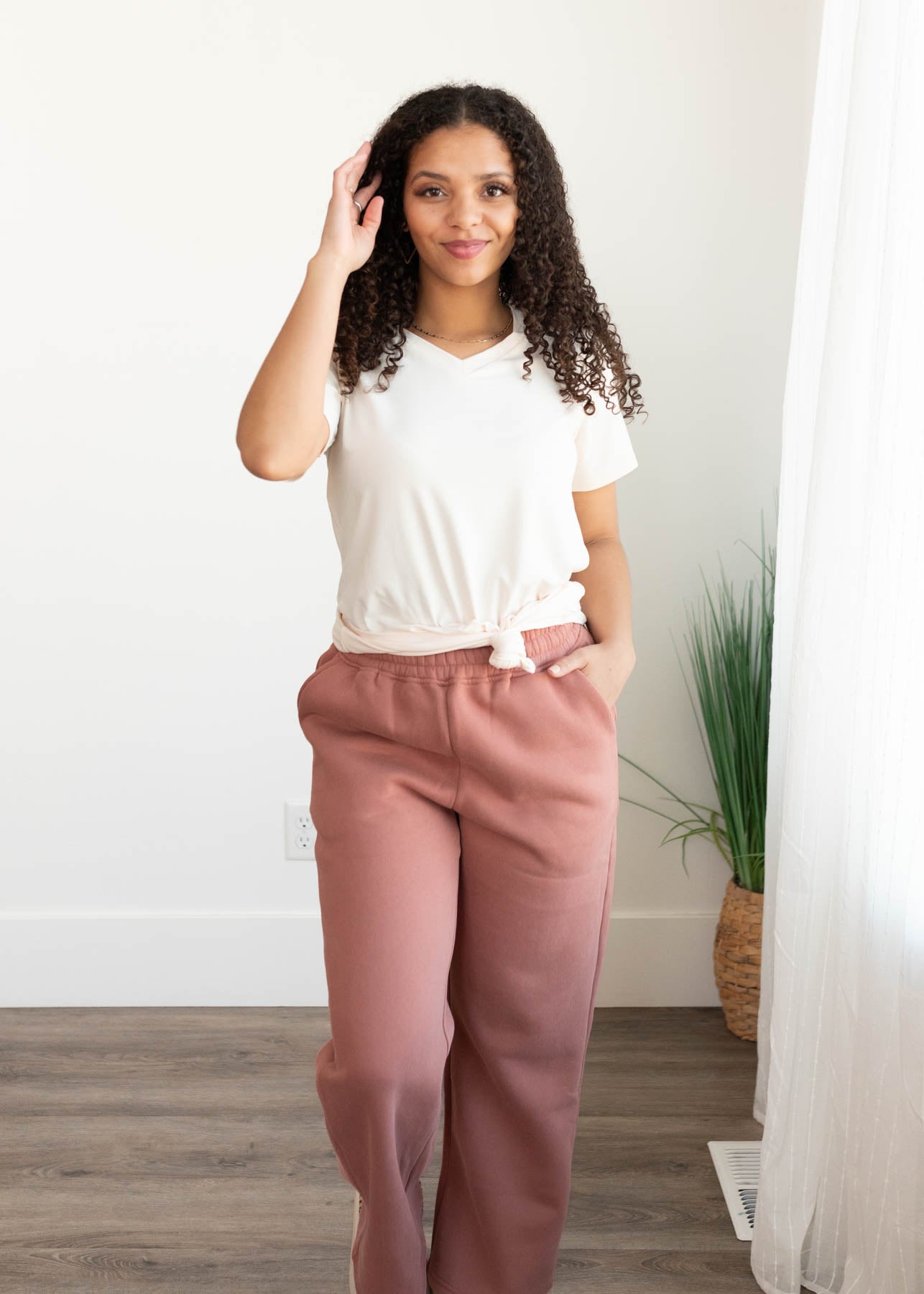 Short sleeve classic cream v-neck top