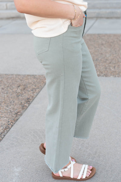 Side view of the sage wide leg pants