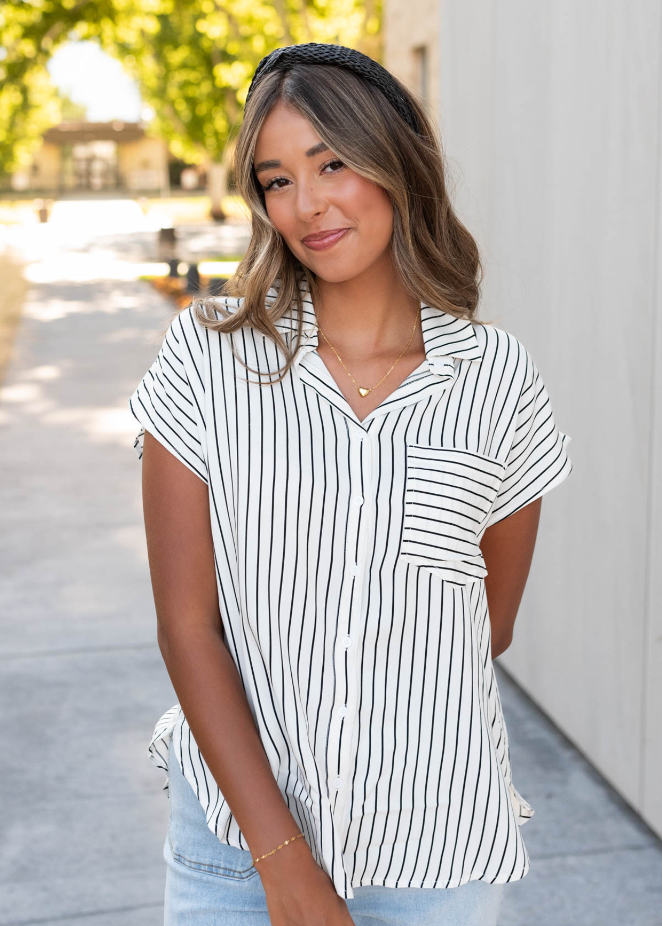 White black stripe top with pocket